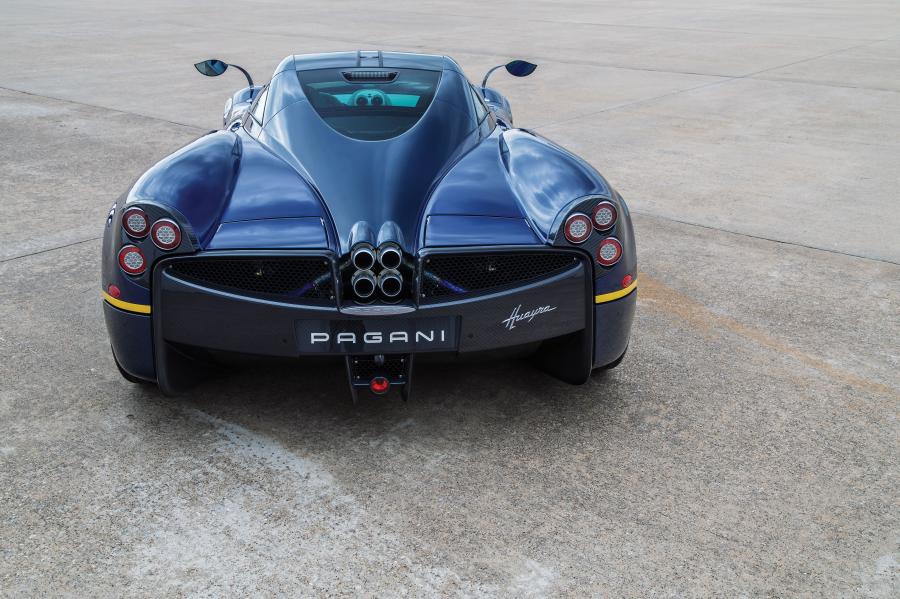  Pagani Huayra 2013 года  (NA) (фото 3 из 112)